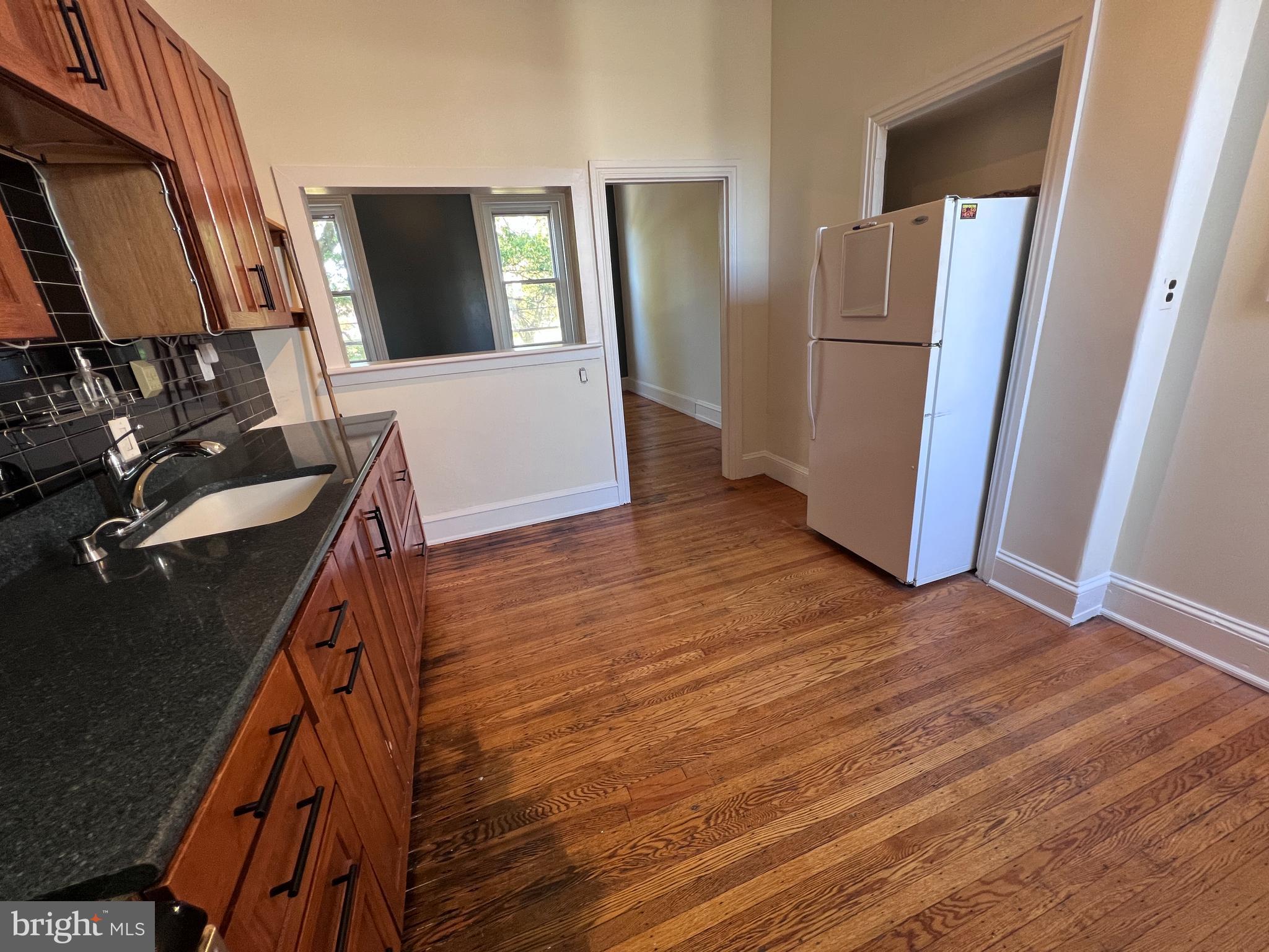 EAST KENSINGTON - Residential Lease