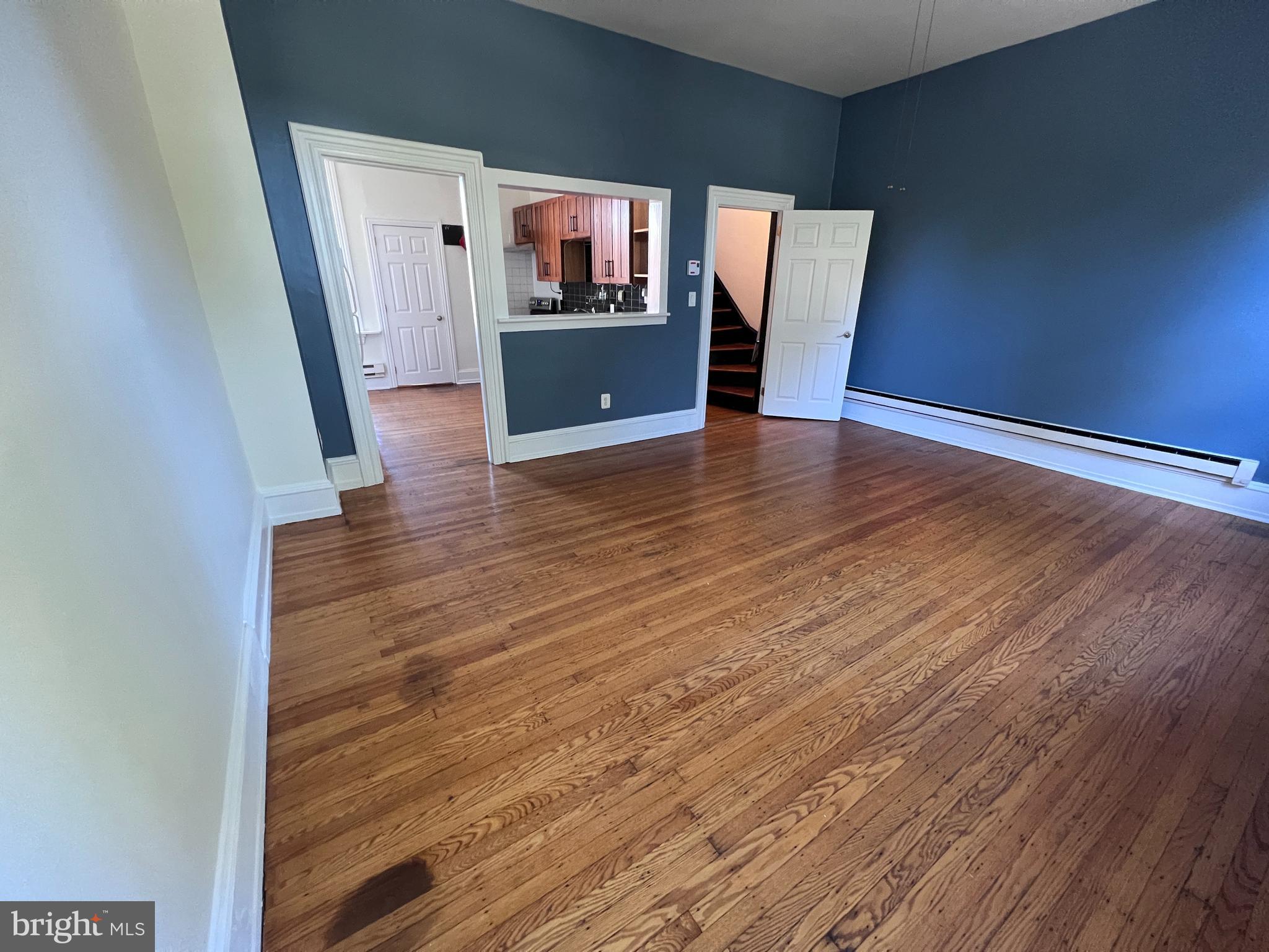 EAST KENSINGTON - Residential Lease