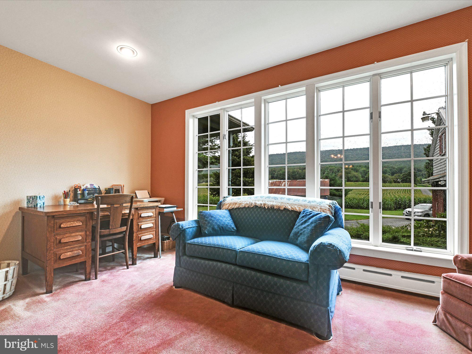 SPRING GLEN - Residential