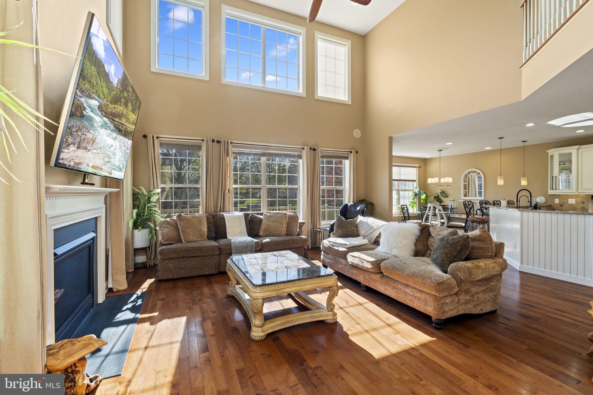 ST JAMES COURT - Residential