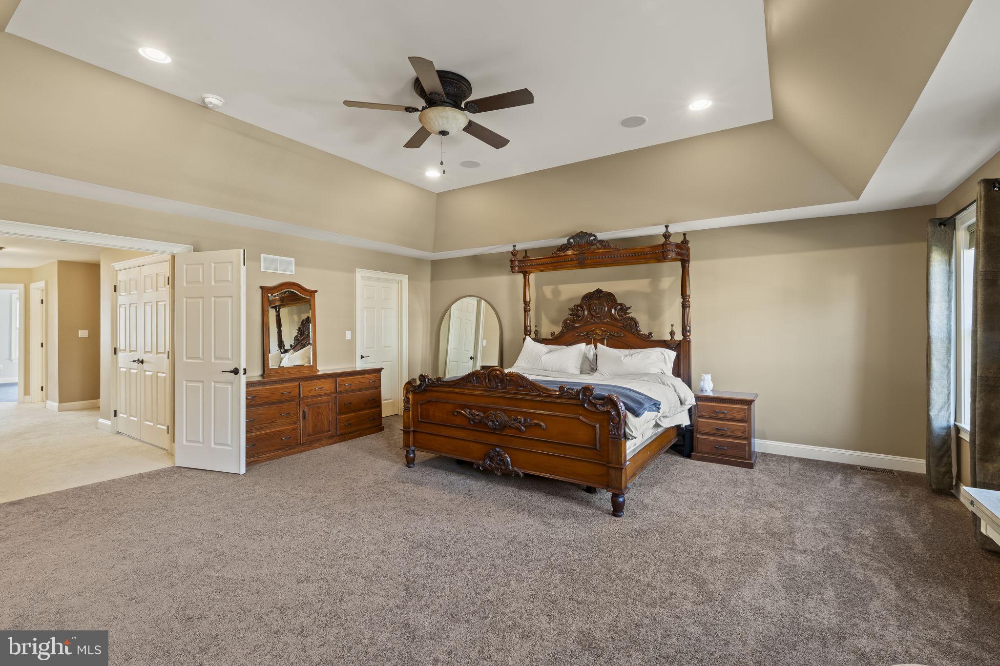 ST JAMES COURT - Residential