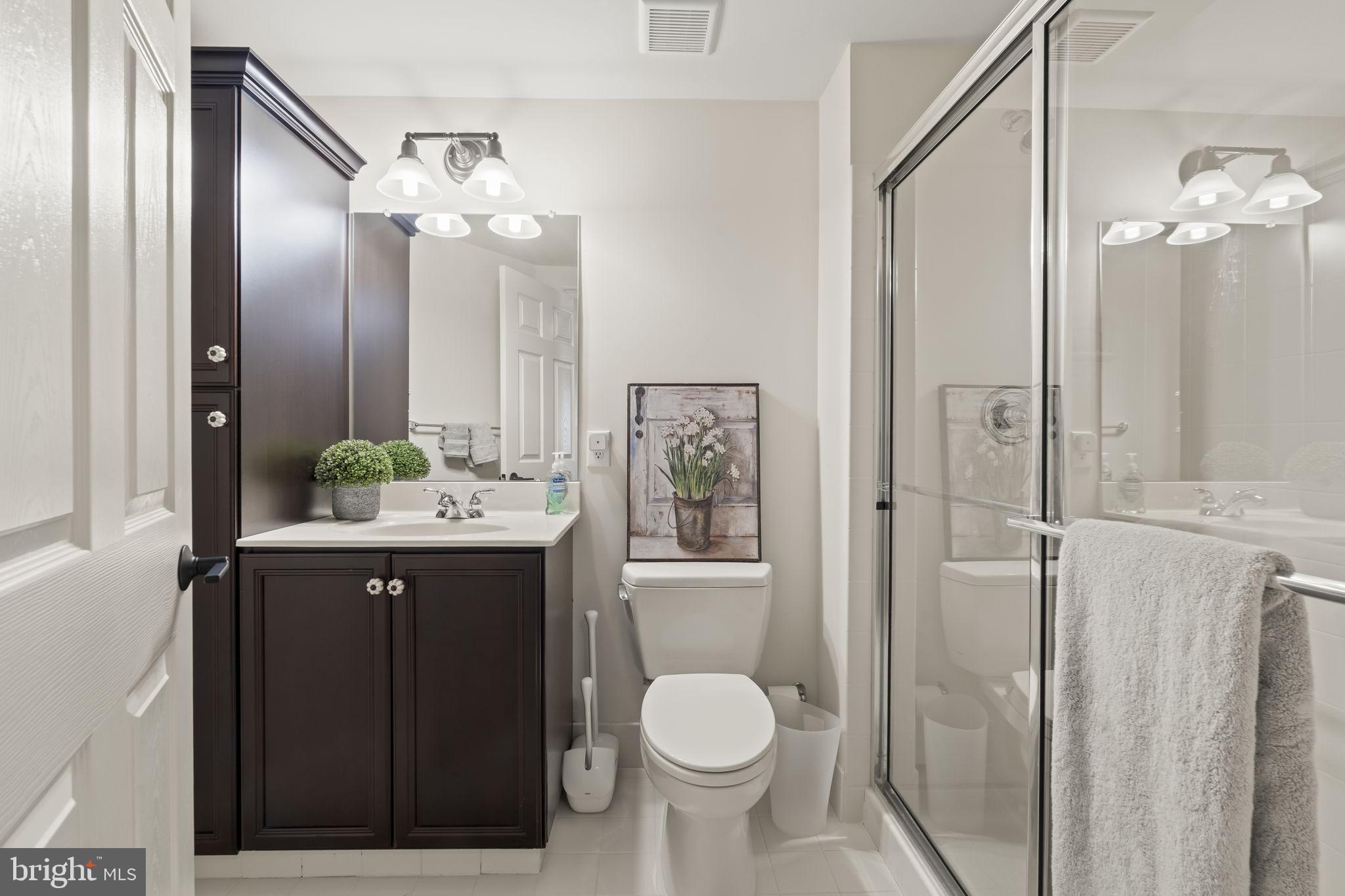 ST JAMES COURT - Residential