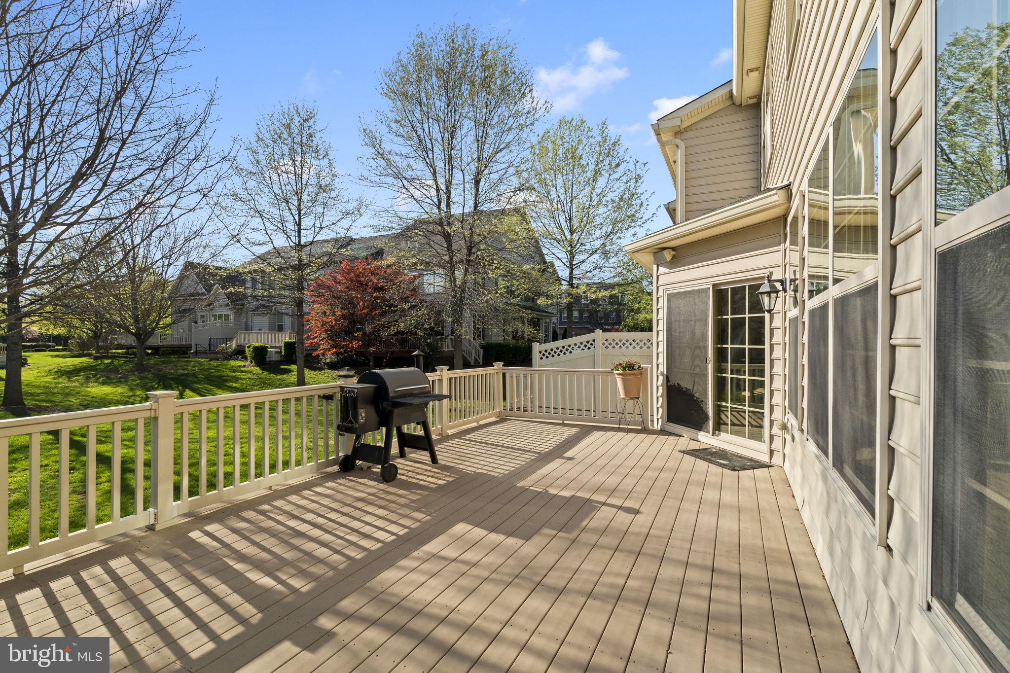 ST JAMES COURT - Residential