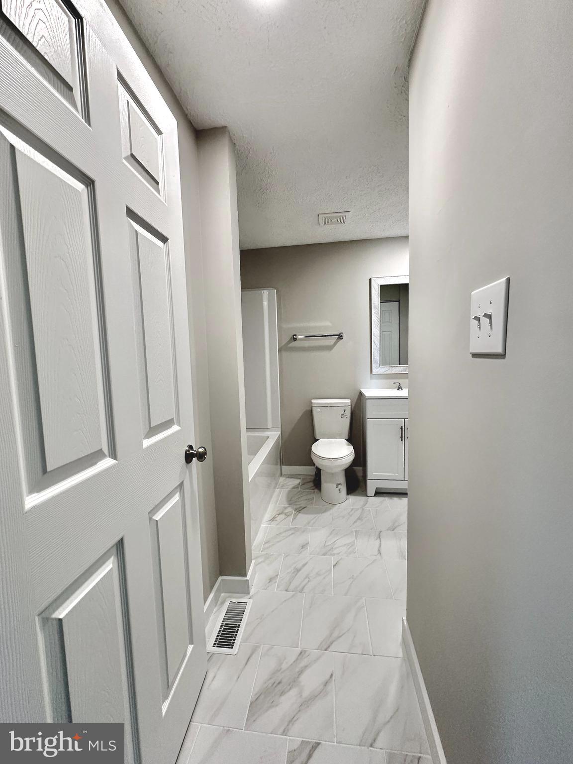 AMBER MEADOWS - Residential