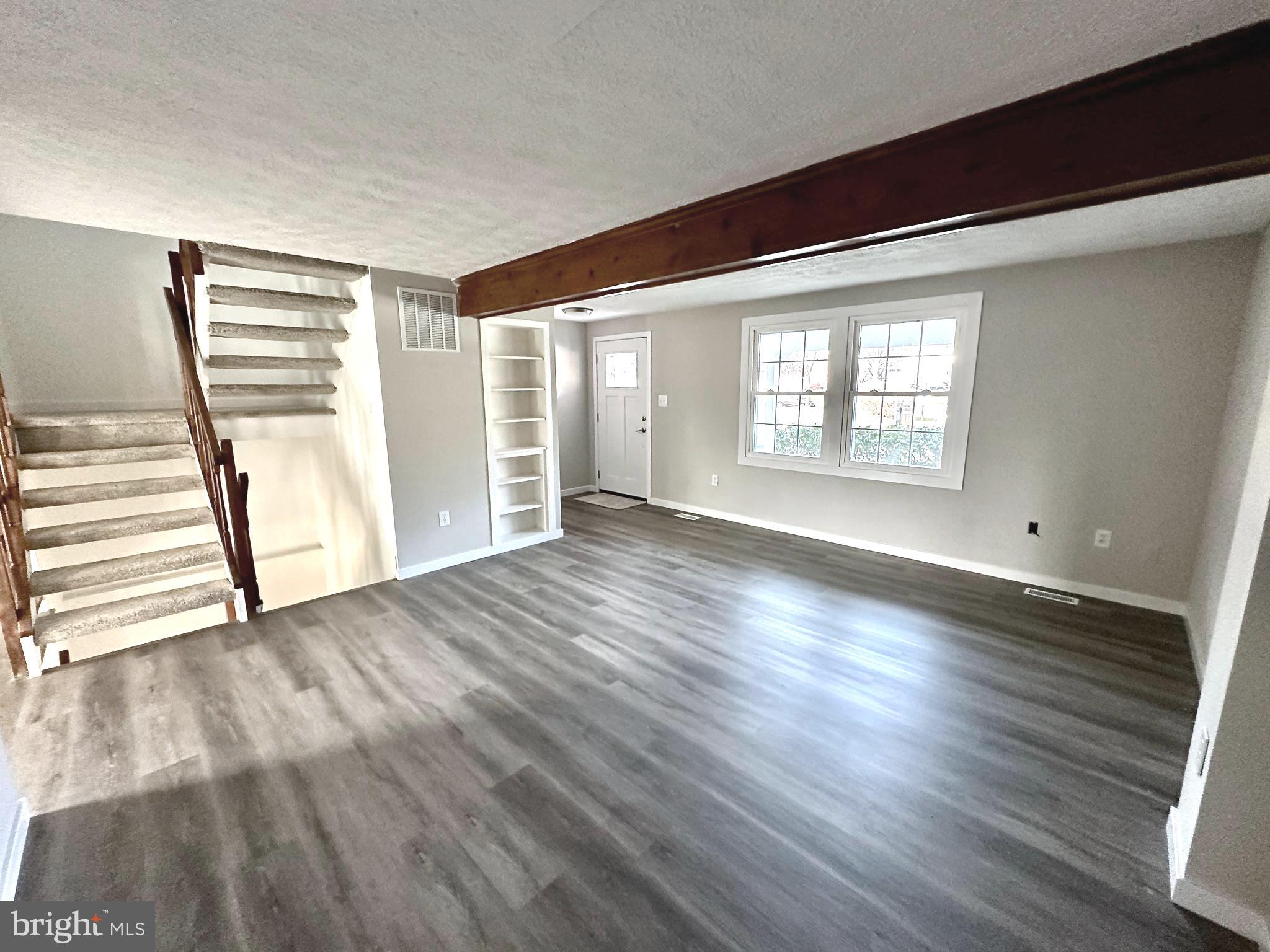 AMBER MEADOWS - Residential