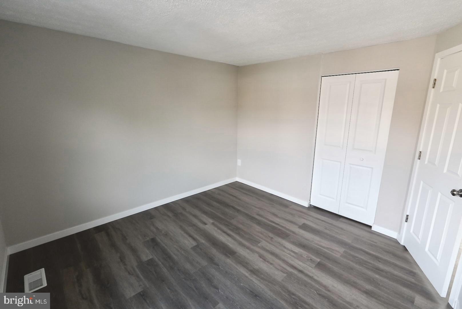 AMBER MEADOWS - Residential