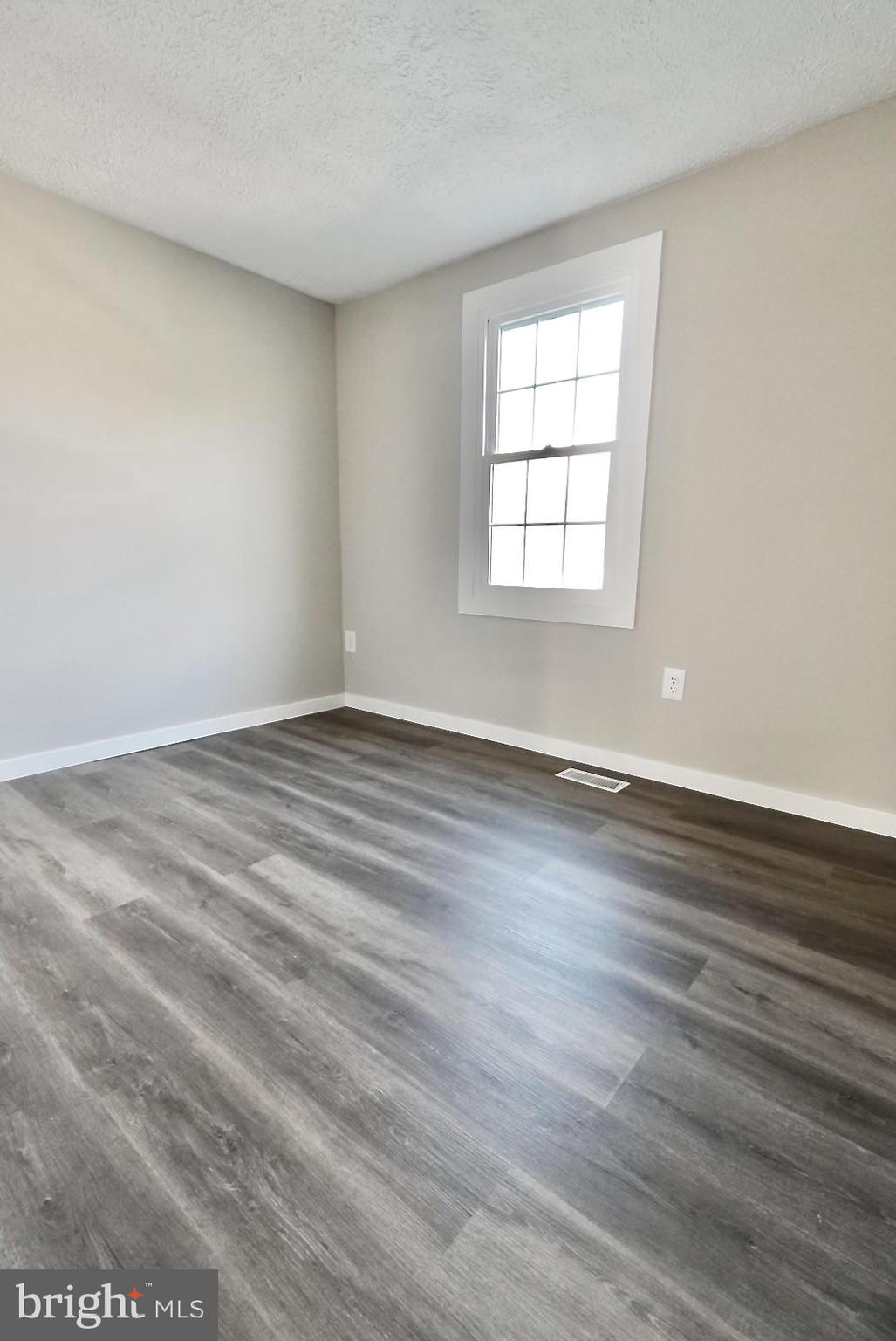 AMBER MEADOWS - Residential