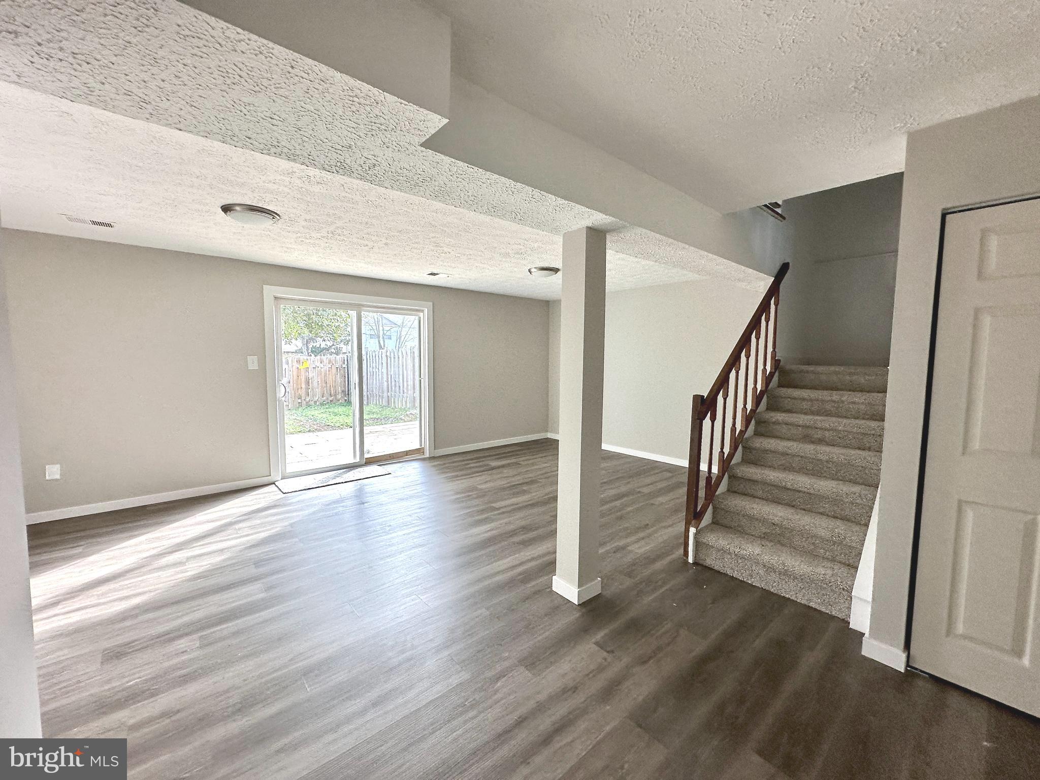 AMBER MEADOWS - Residential