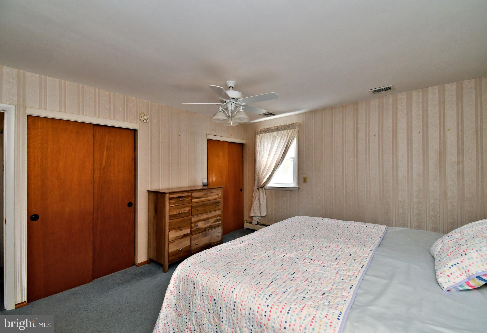 HOLLAND MANOR - Residential