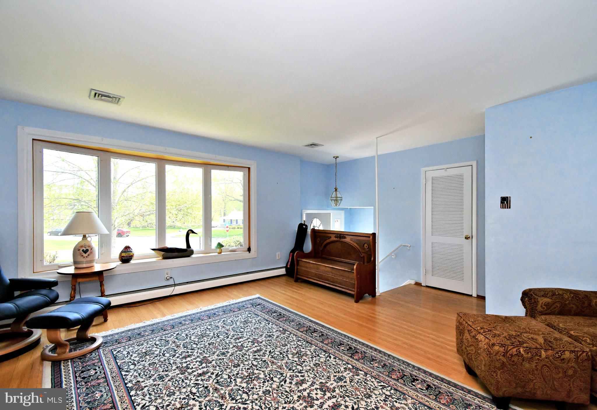 HOLLAND MANOR - Residential