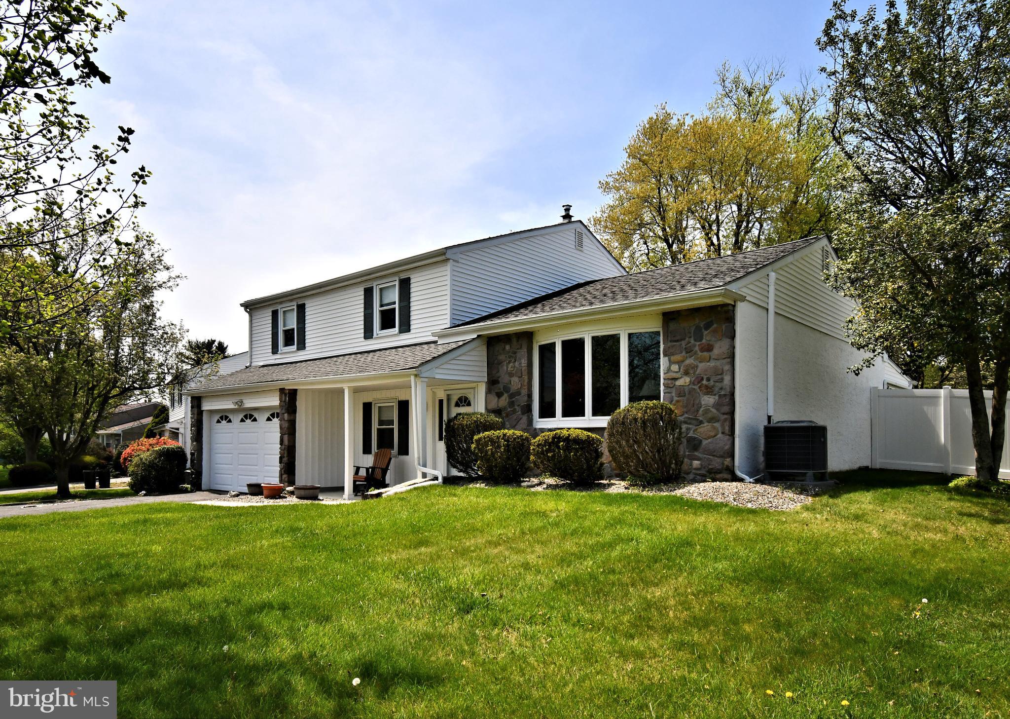 HOLLAND MANOR - Residential