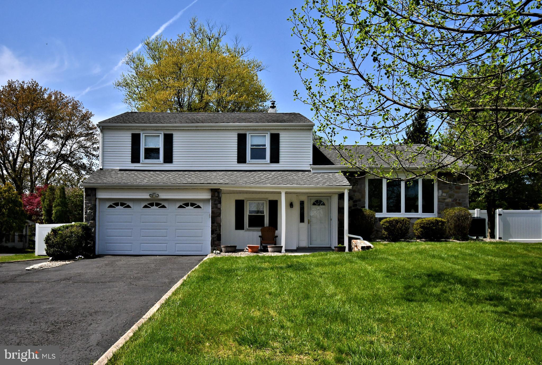 HOLLAND MANOR - Residential