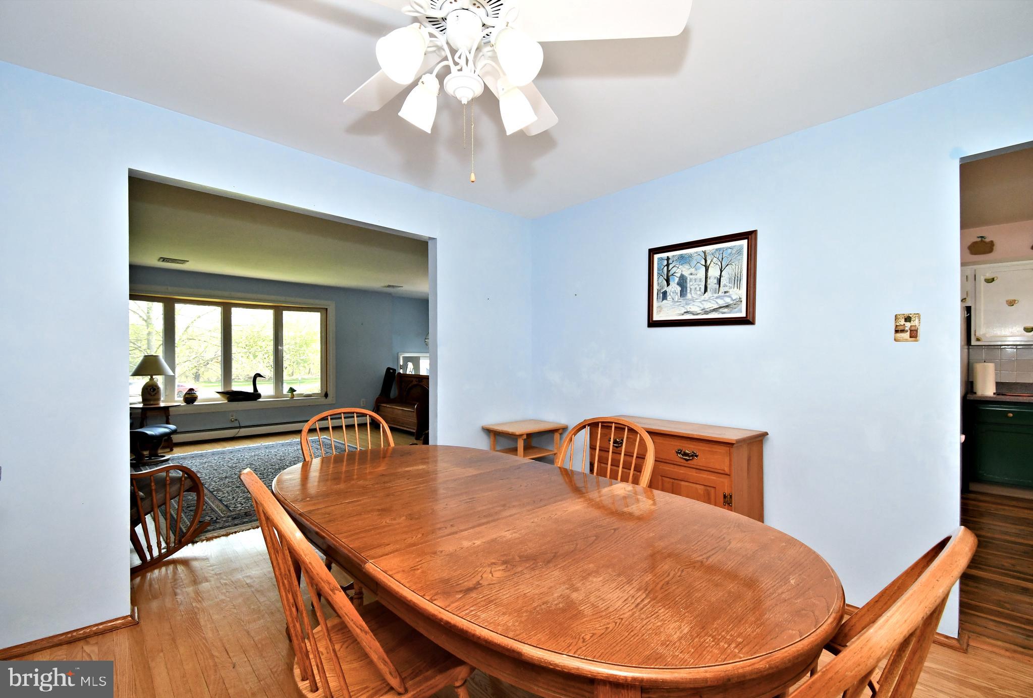 HOLLAND MANOR - Residential