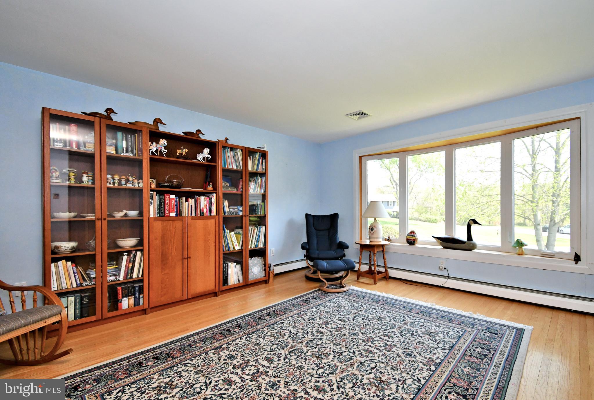 HOLLAND MANOR - Residential