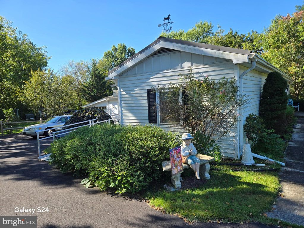 Photo of 970 Thompson Avenue, JONESTOWN, PA 17038 (MLS # PALN2022668)