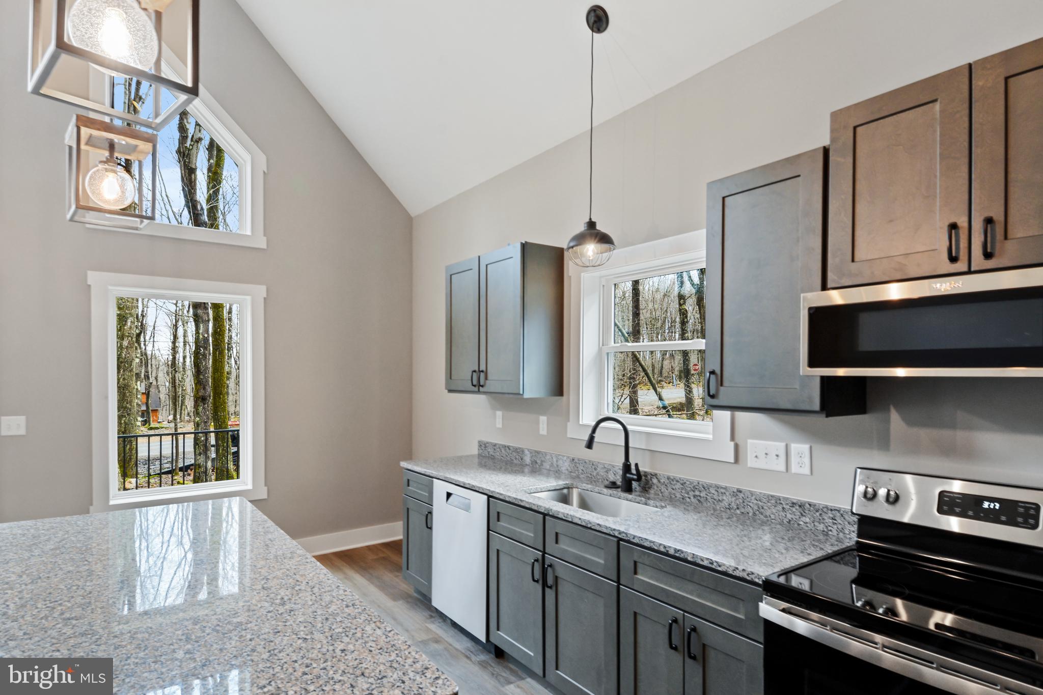 ALPINE LAKE RESORT - Residential