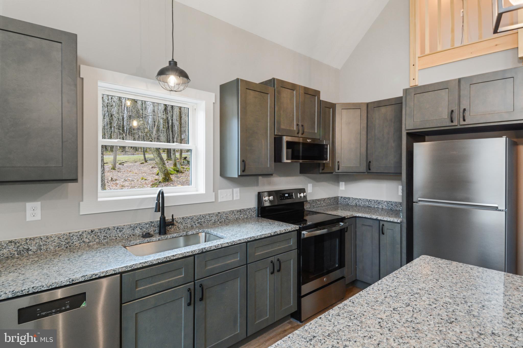 ALPINE LAKE RESORT - Residential