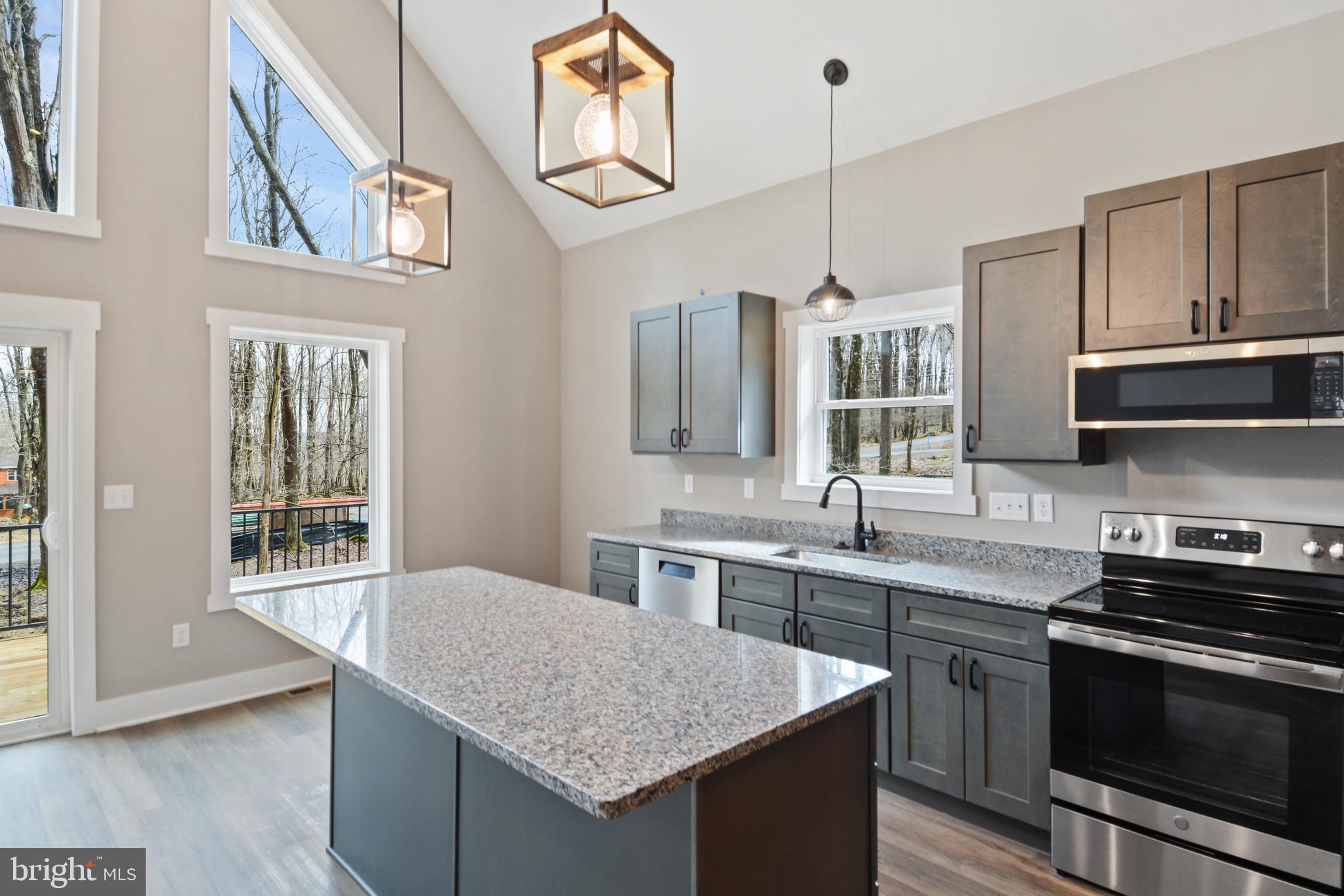 ALPINE LAKE RESORT - Residential