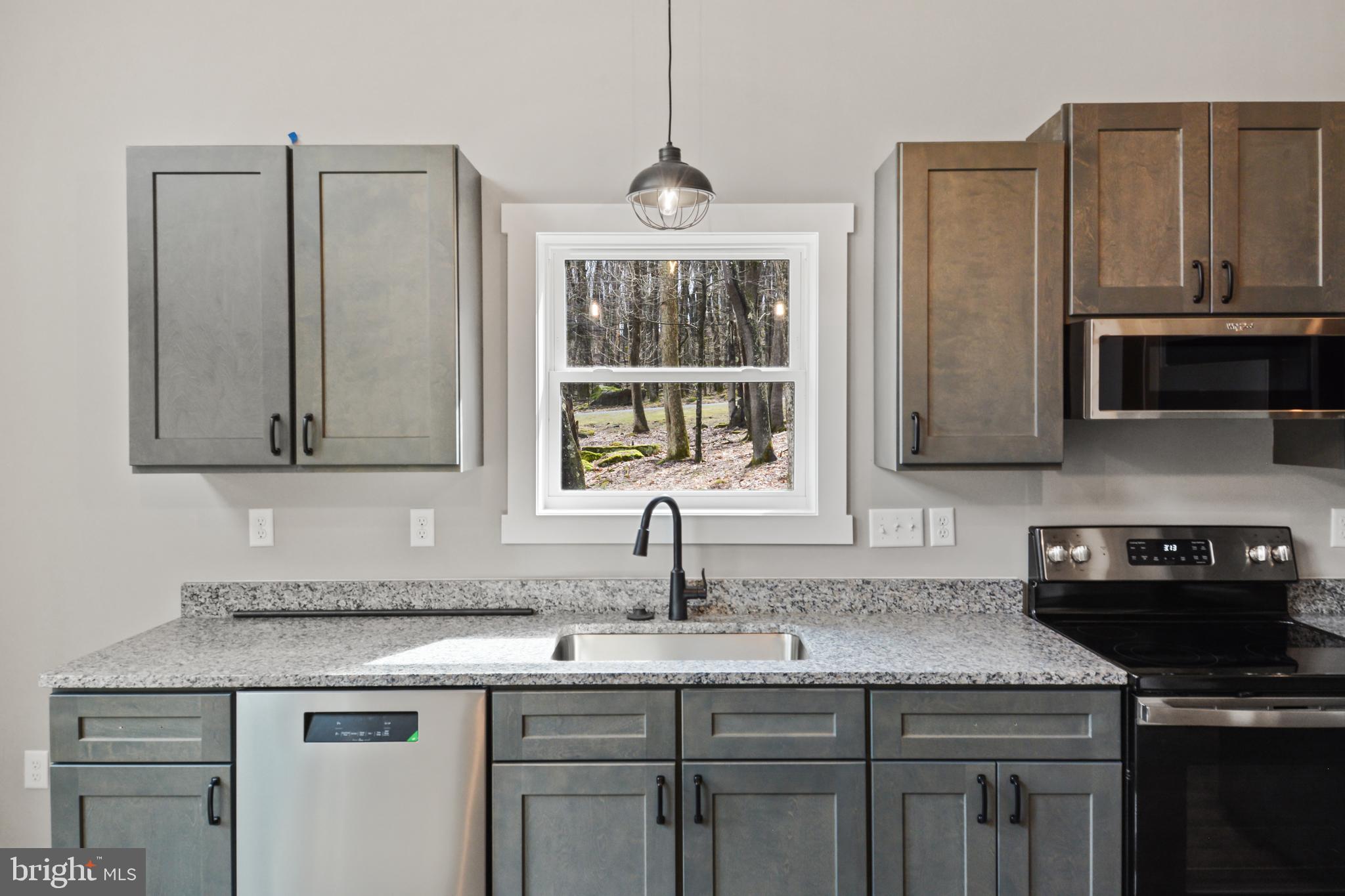 ALPINE LAKE RESORT - Residential