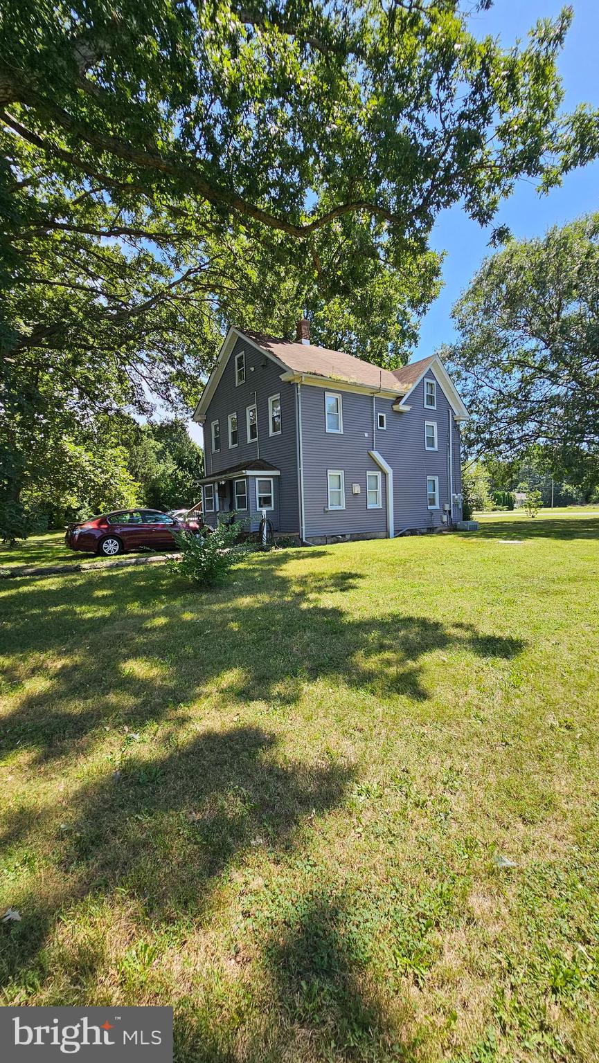 846 VINELAND AVENUE