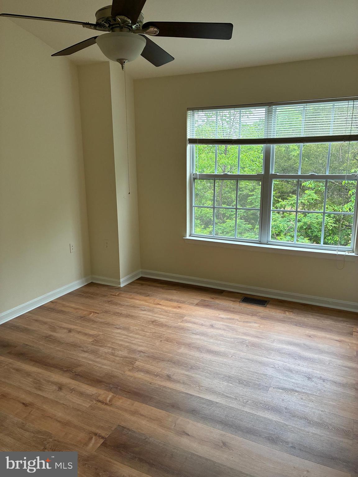 FOX MILL STATION - Residential