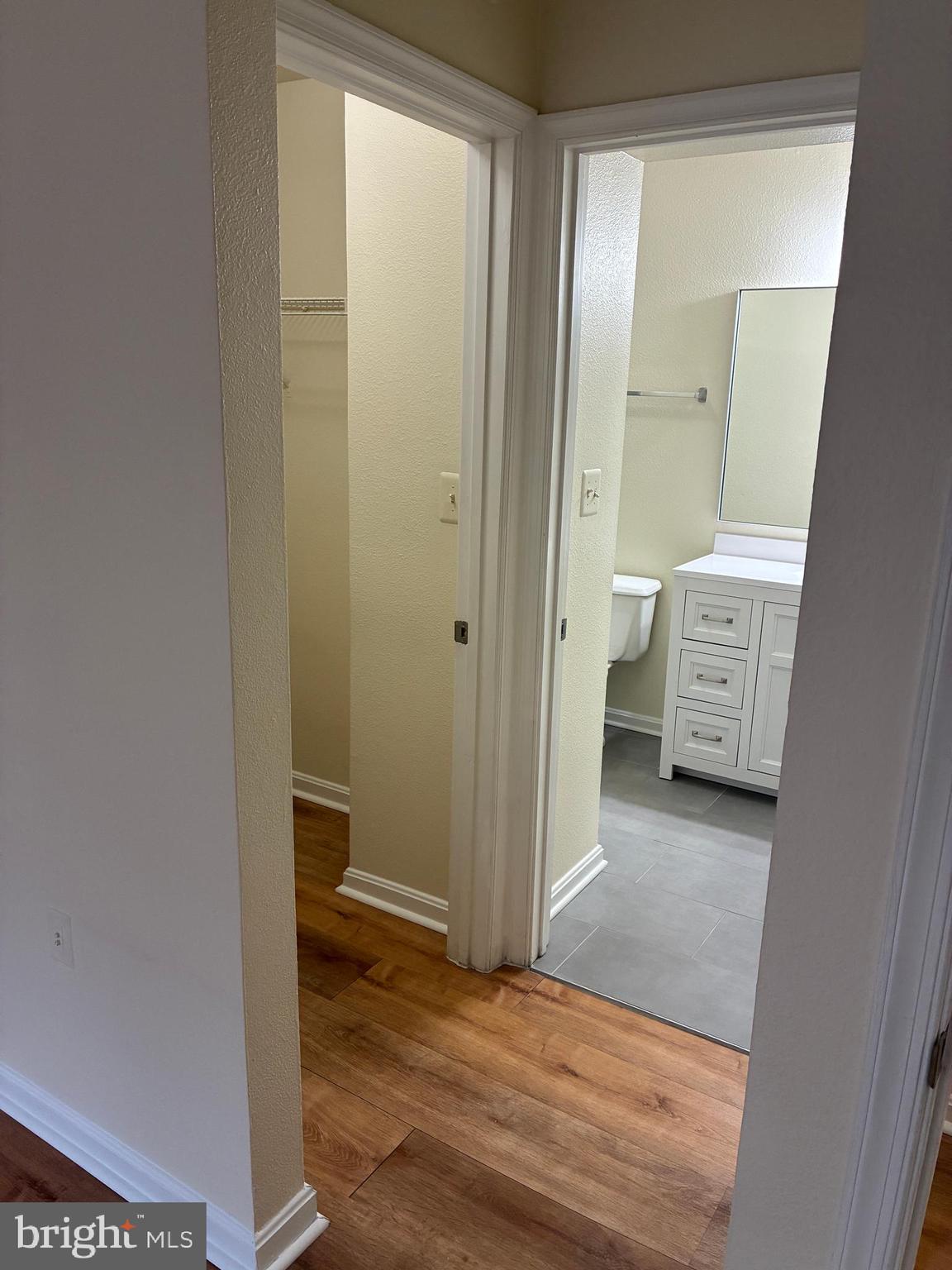 FOX MILL STATION - Residential