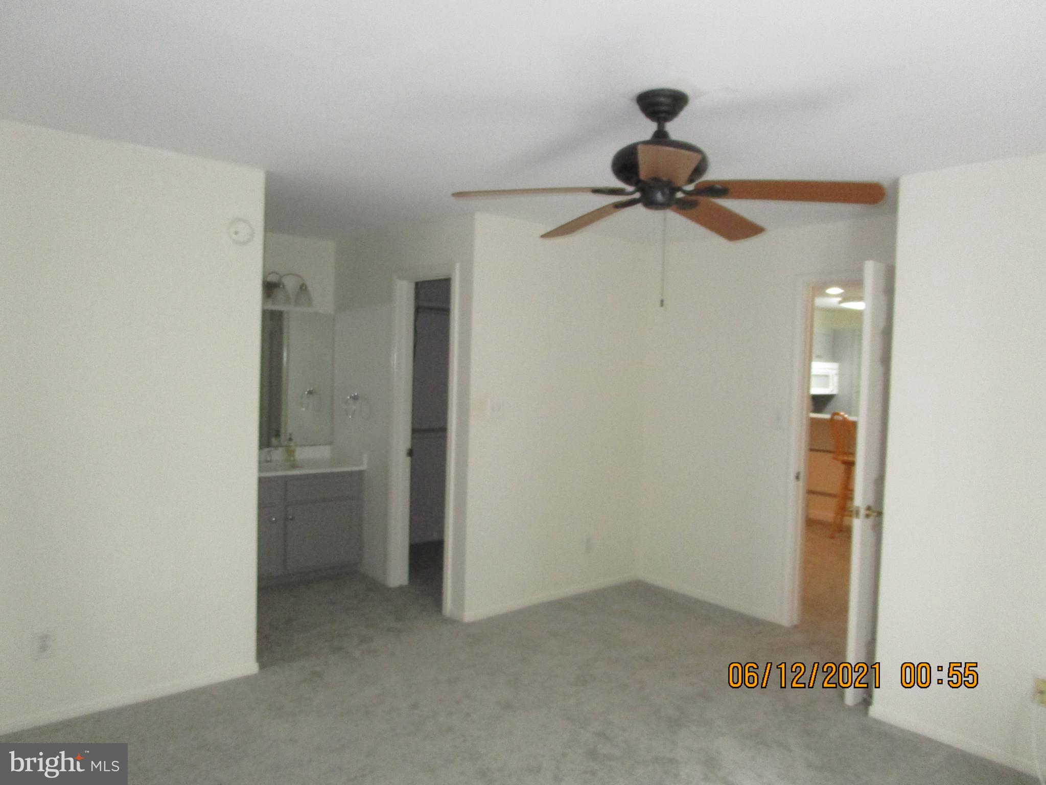 ENGLISH COUNTRY MANOR - Residential