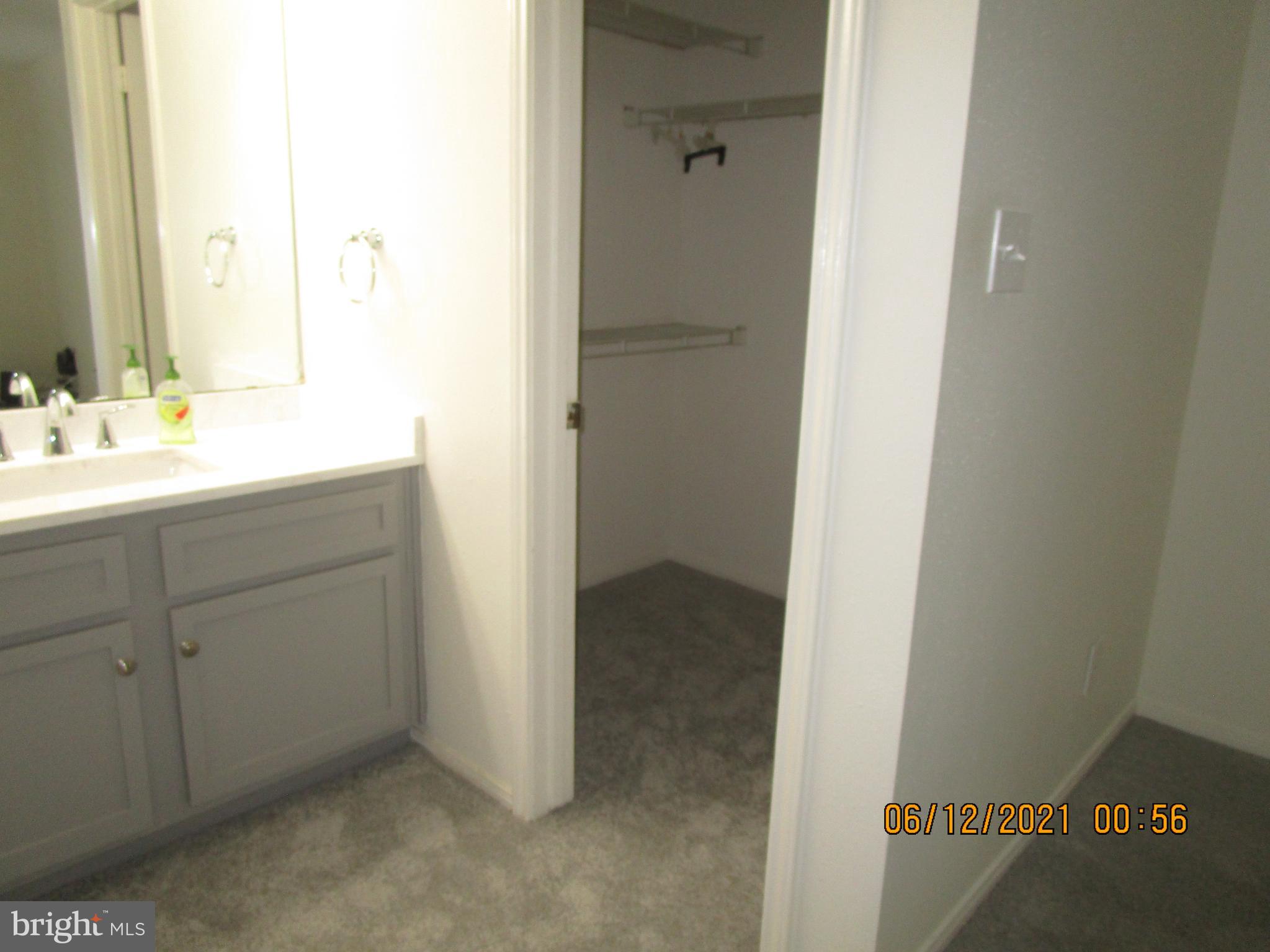 ENGLISH COUNTRY MANOR - Residential