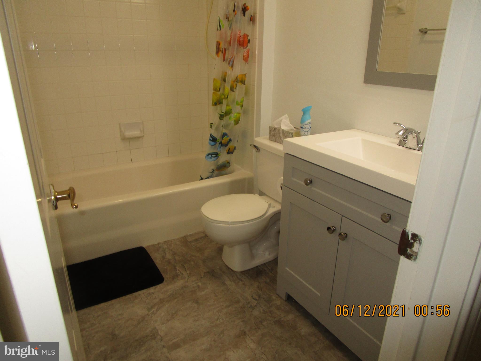 ENGLISH COUNTRY MANOR - Residential