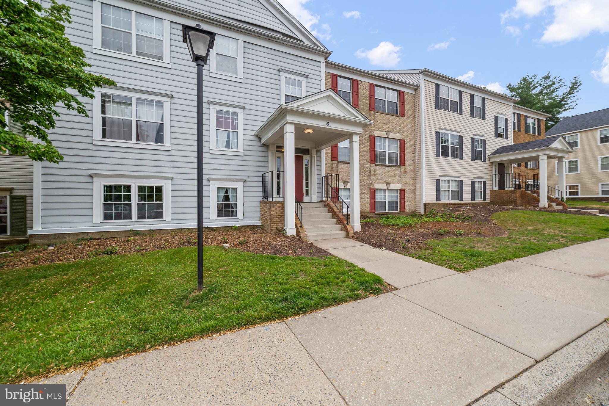 6 NORMANDY SQUARE COURT 2CF