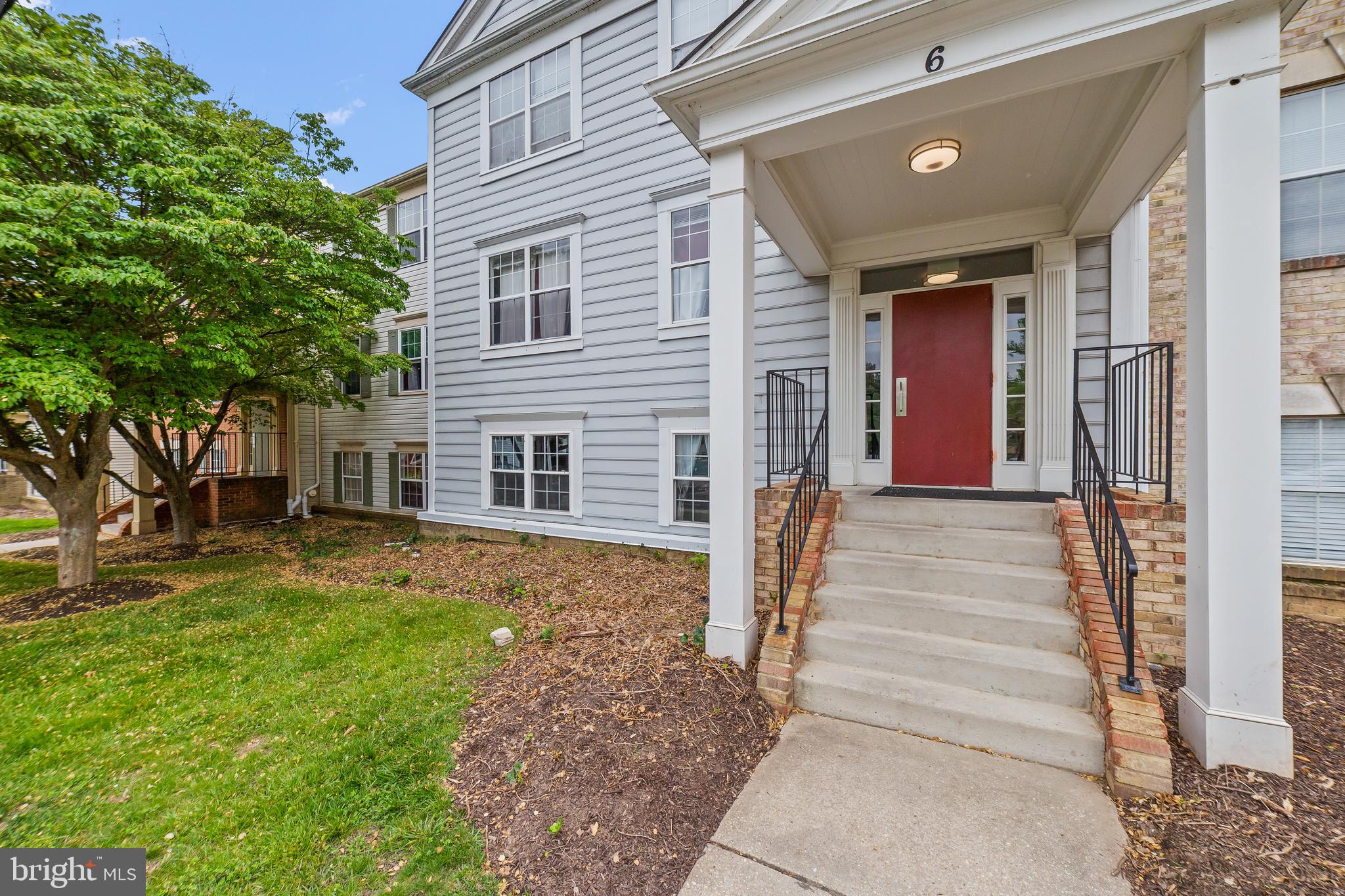 6 NORMANDY SQUARE COURT 2CF