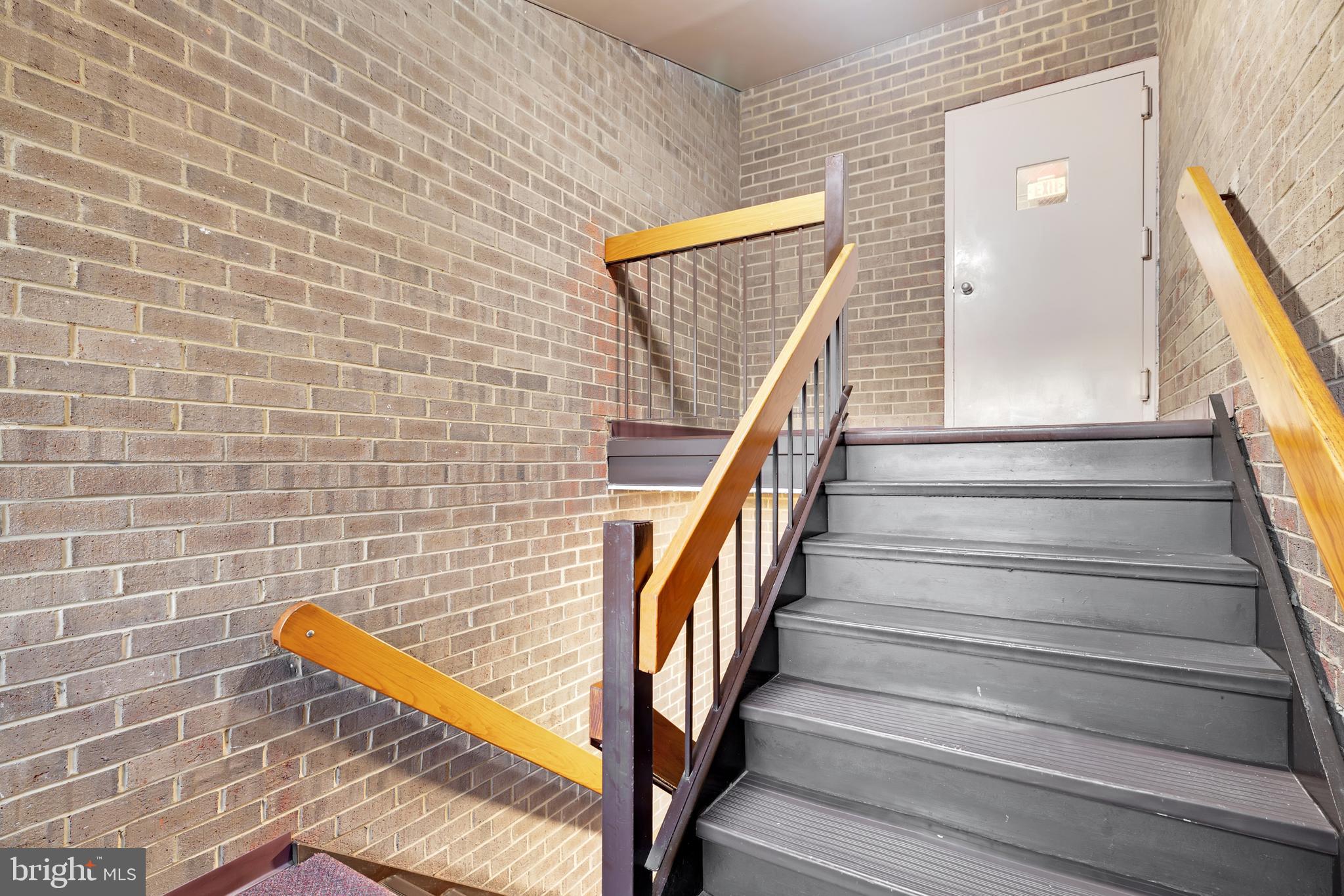 JEFFERSON MEWS - Residential