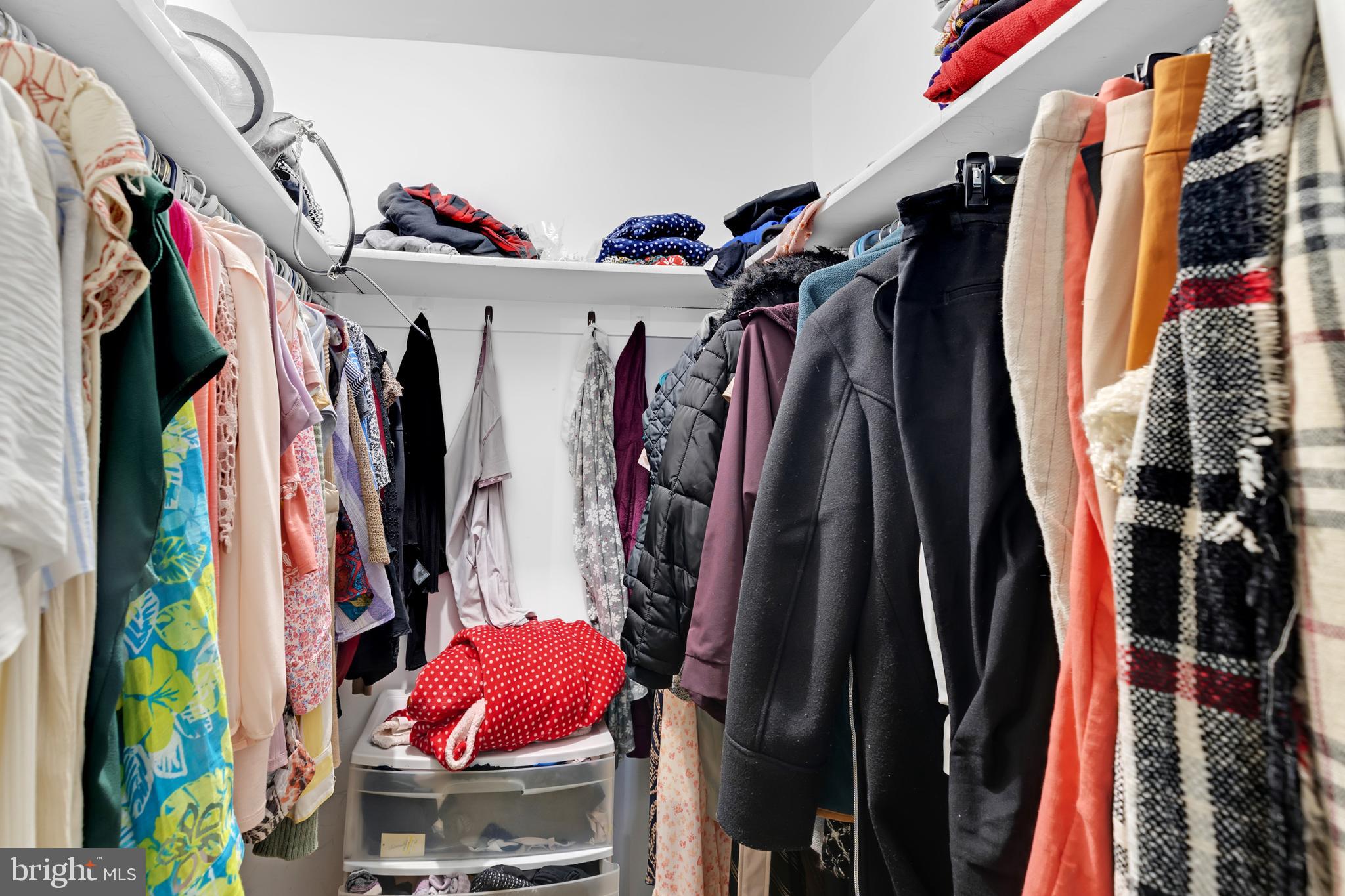 JEFFERSON MEWS - Residential