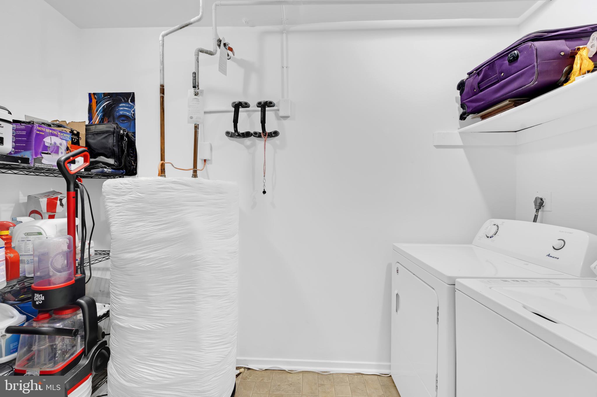 JEFFERSON MEWS - Residential