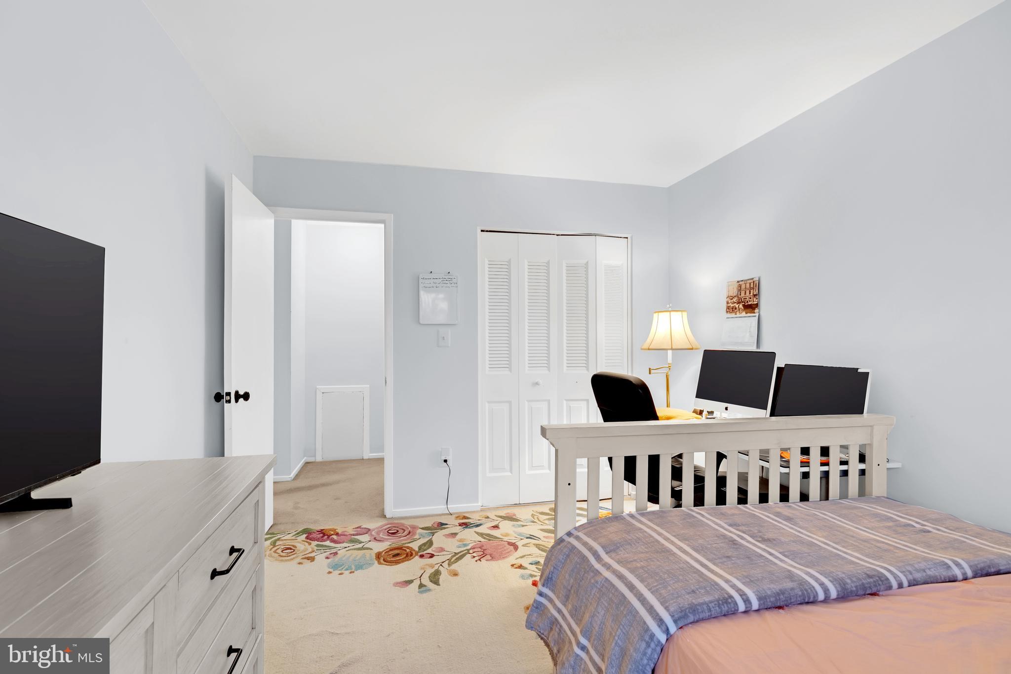 JEFFERSON MEWS - Residential