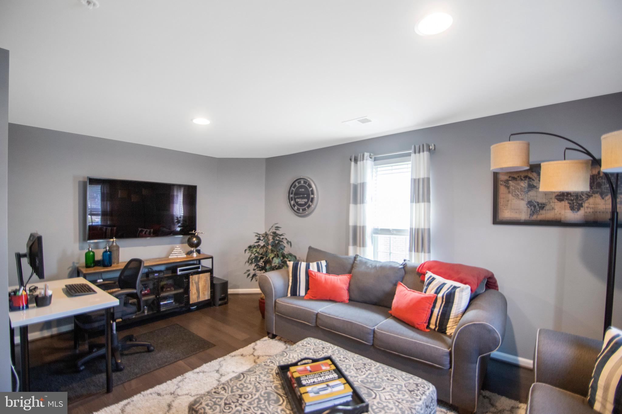 CABIN BRANCH - Residential