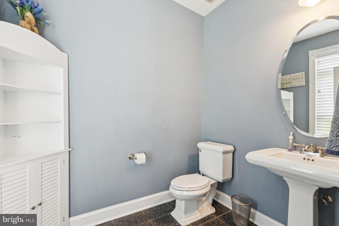 QUIET MEADOWS - Residential