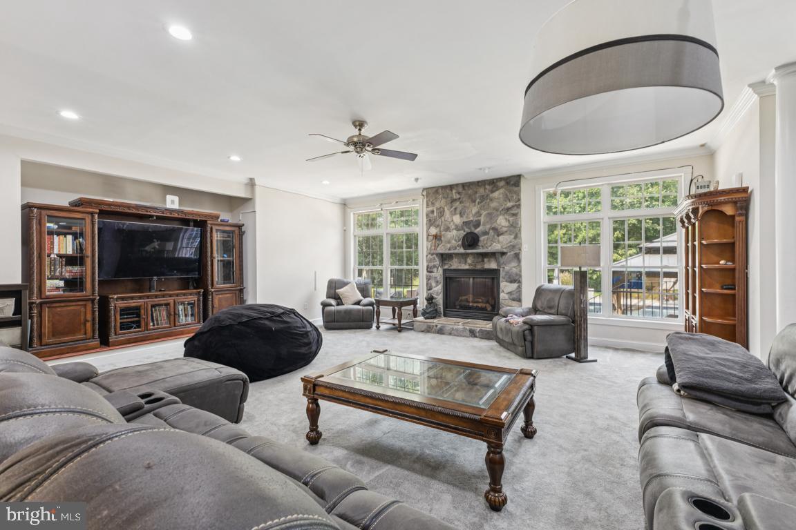 QUIET MEADOWS - Residential