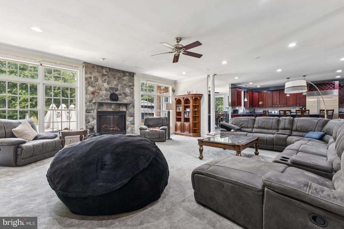 QUIET MEADOWS - Residential