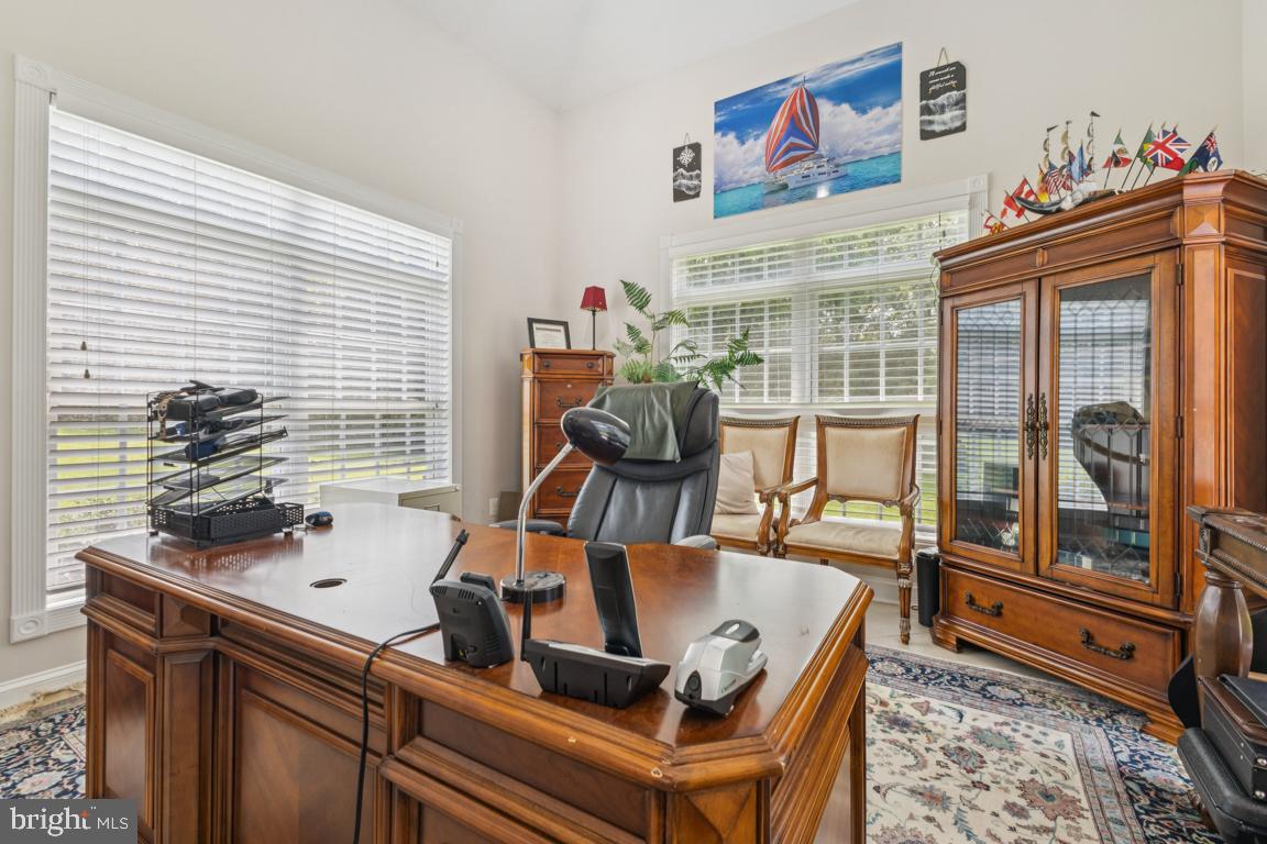 QUIET MEADOWS - Residential