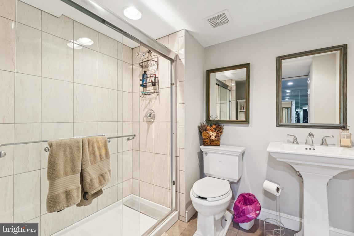 QUIET MEADOWS - Residential