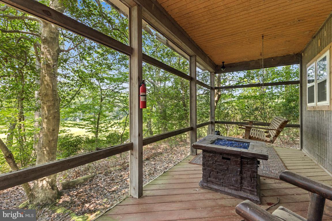 QUIET MEADOWS - Residential