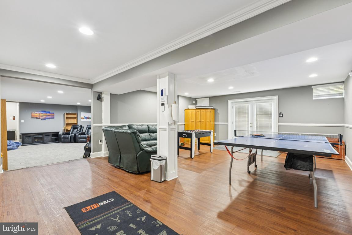 QUIET MEADOWS - Residential