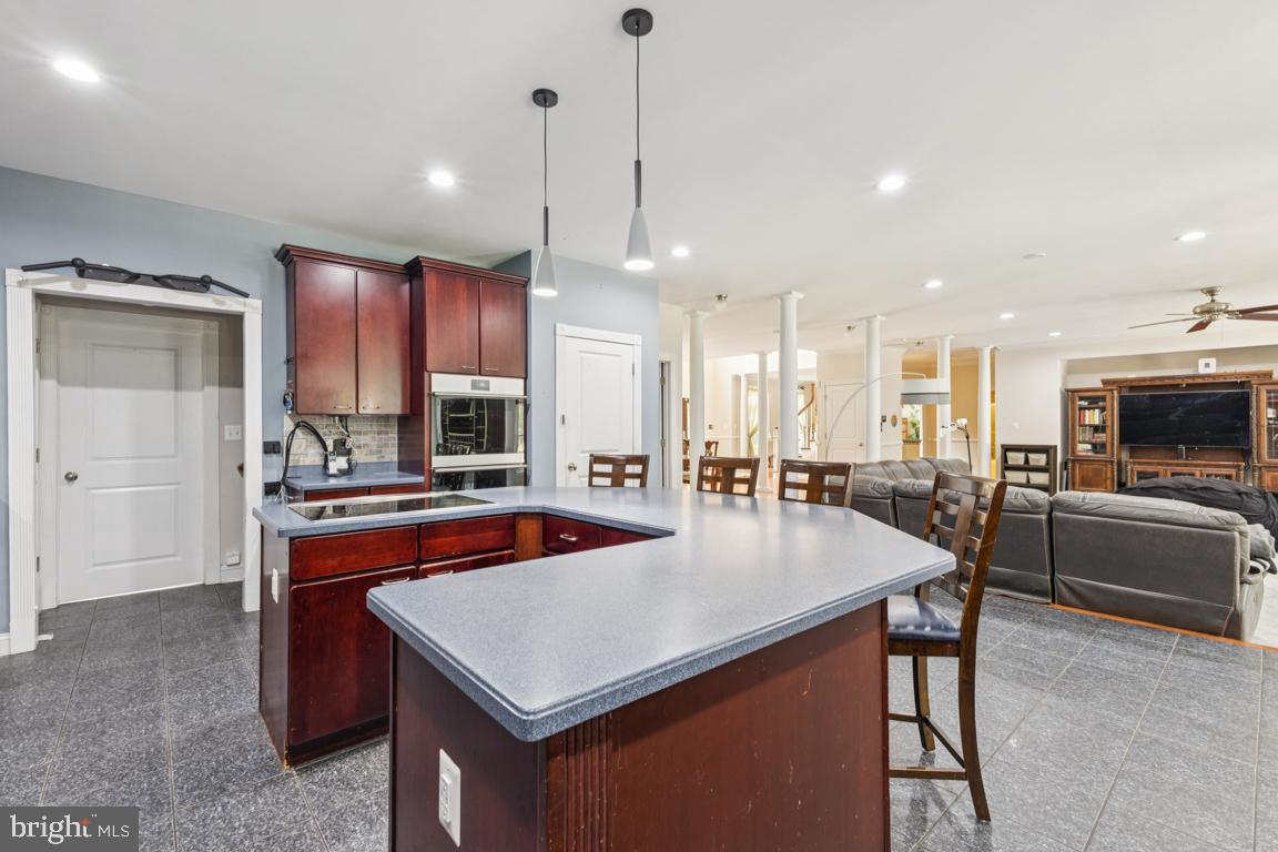 QUIET MEADOWS - Residential