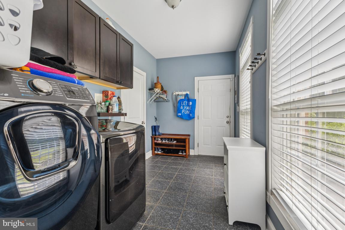 QUIET MEADOWS - Residential