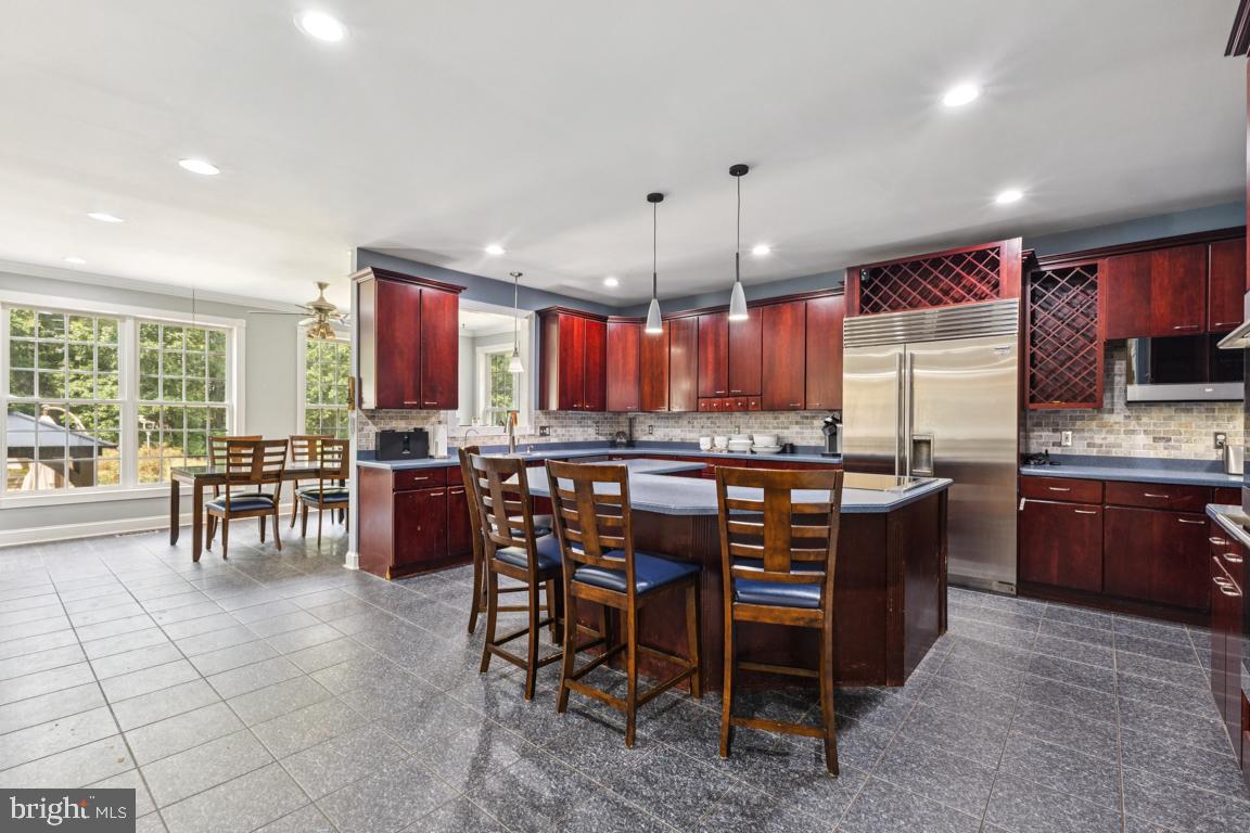 QUIET MEADOWS - Residential