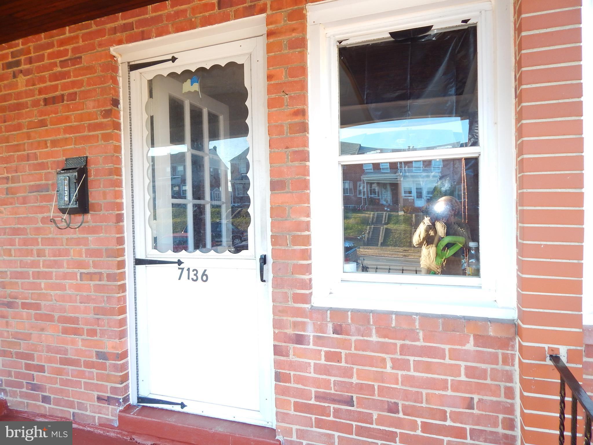 EASTWOOD - Residential Lease