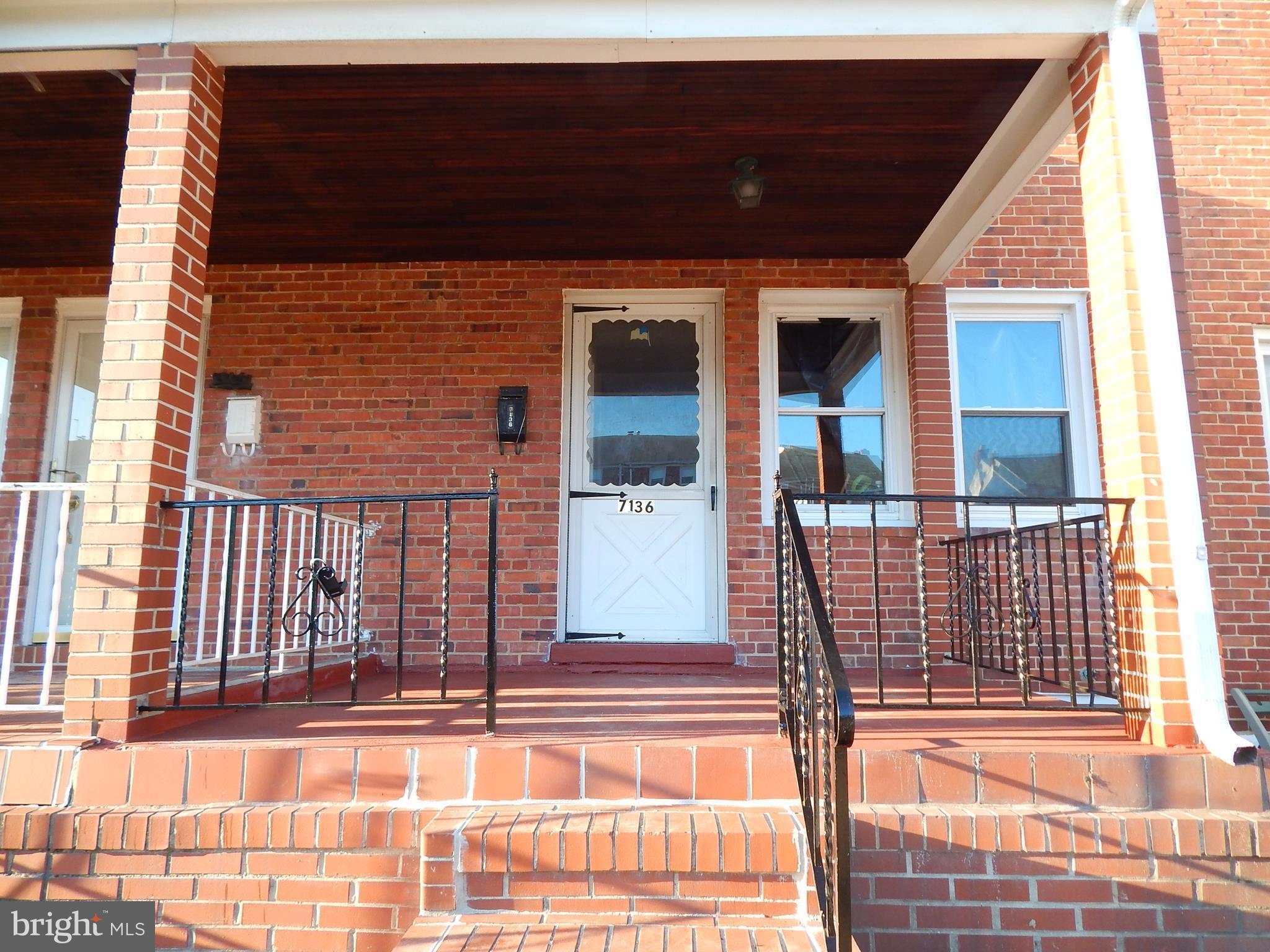 EASTWOOD - Residential Lease