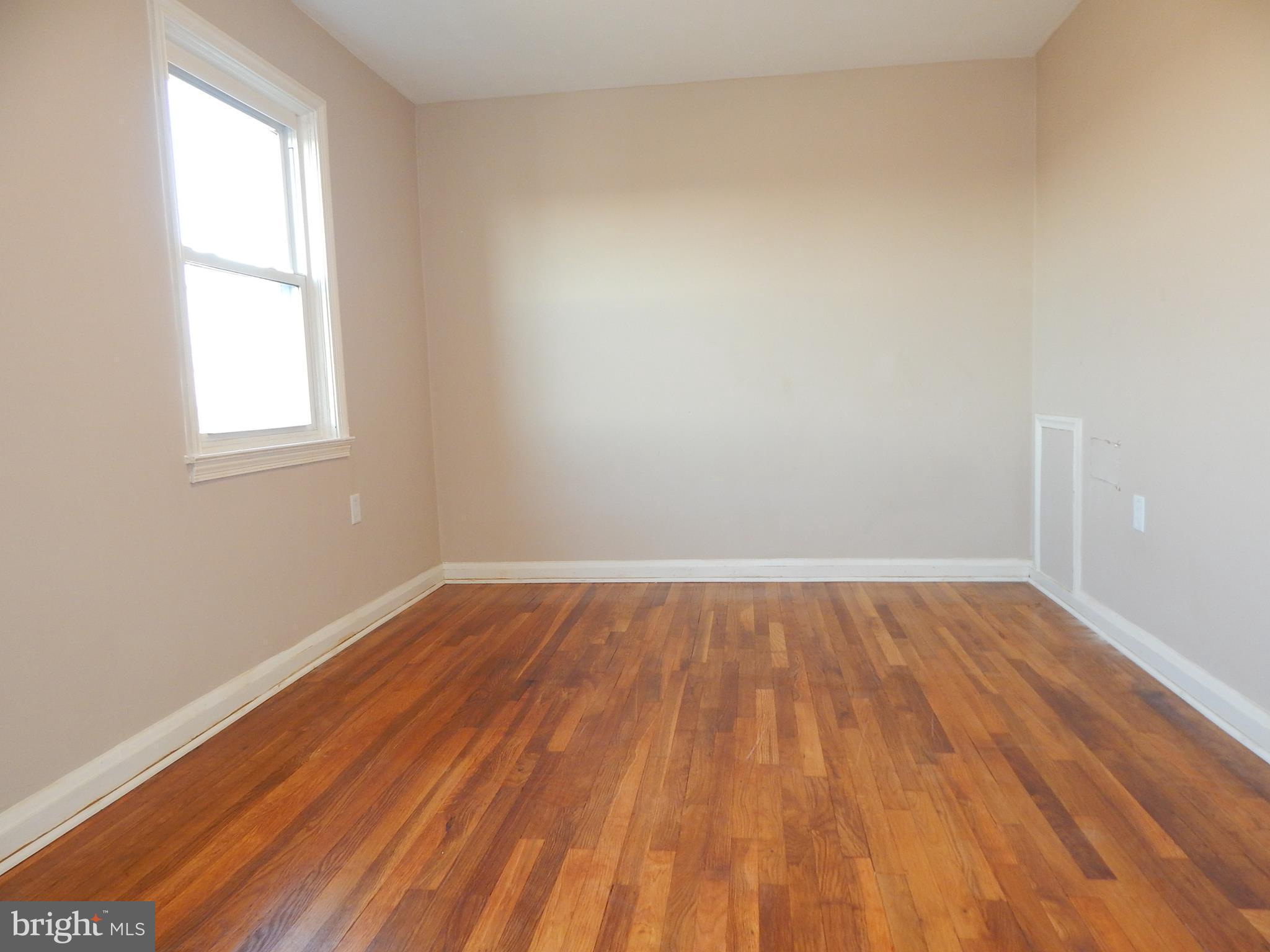 EASTWOOD - Residential Lease