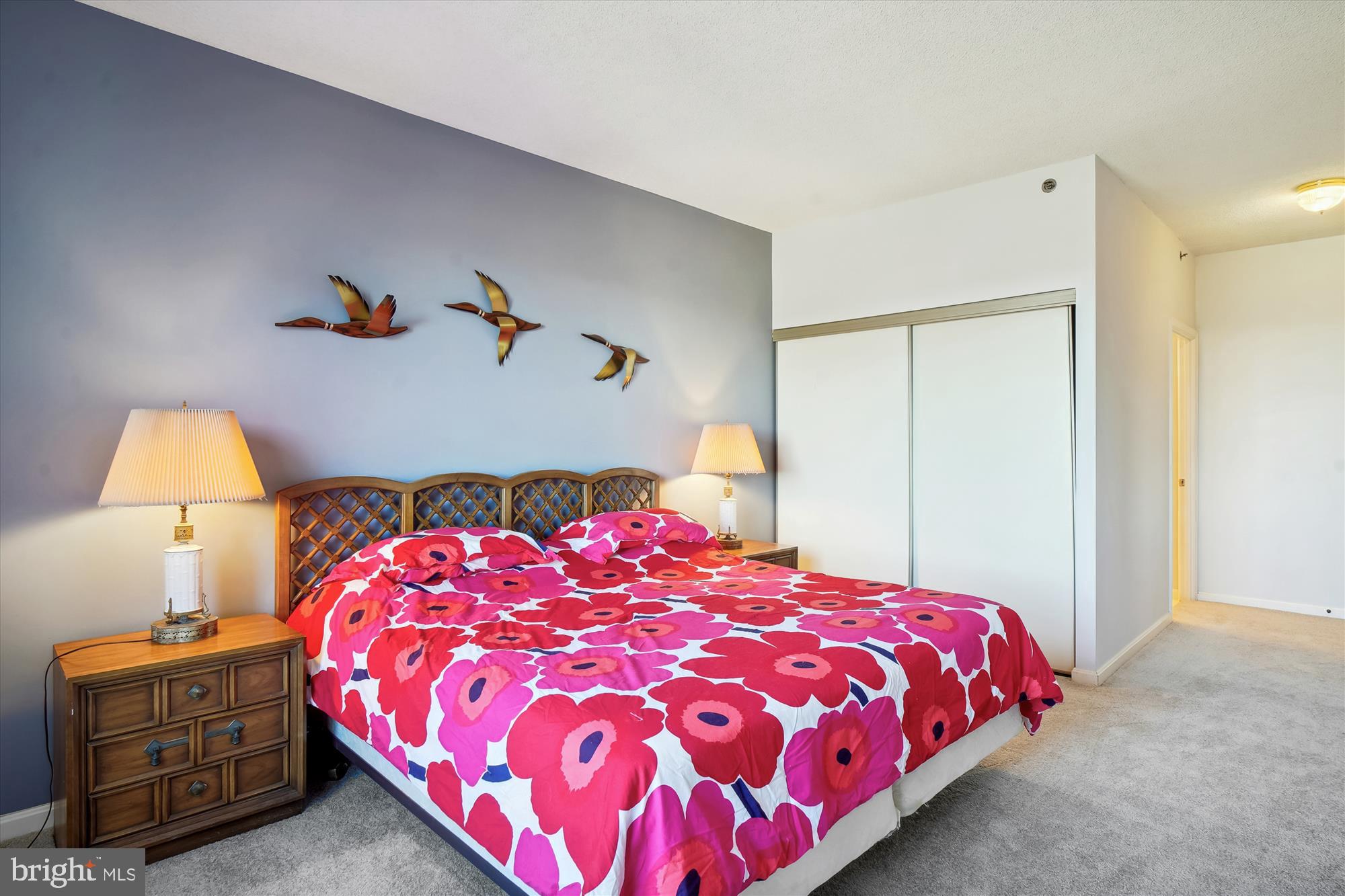 LEISURE WORLD - Residential